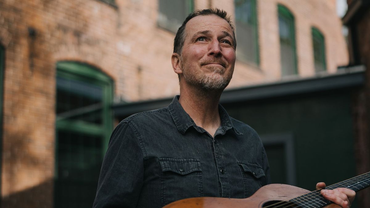 Peter Mulvey at The Center for Arts in Natick