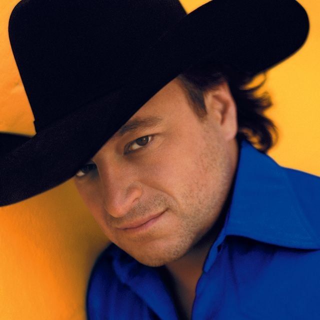 Mark Chesnutt in Clarksburg