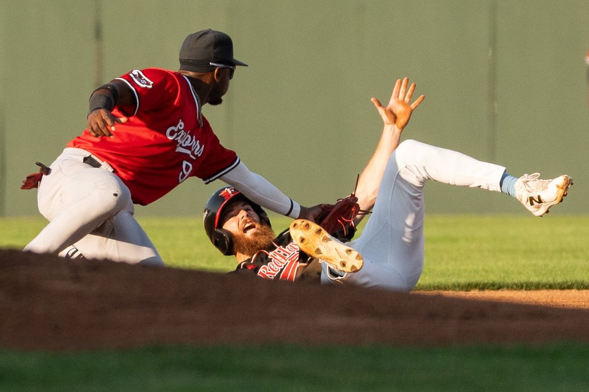 Milwaukee Milkmen vs. Fargo-Moorhead RedHawks
