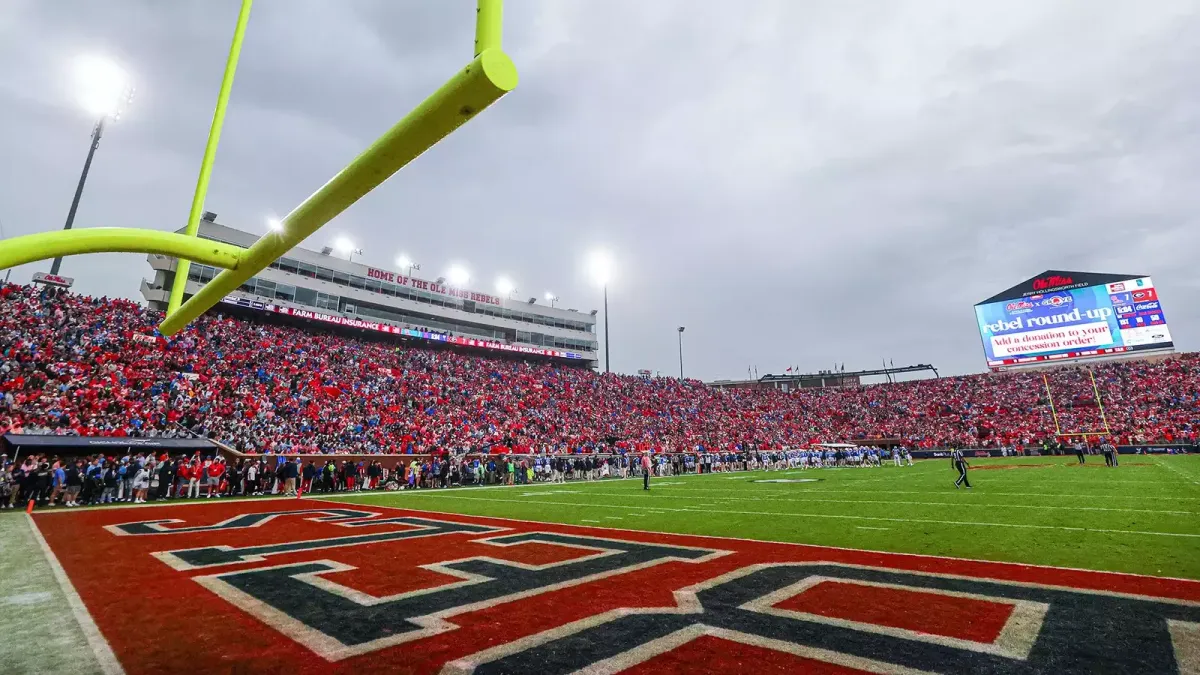 Parking Ole Miss Rebels at Mississippi State Bulldogs Football