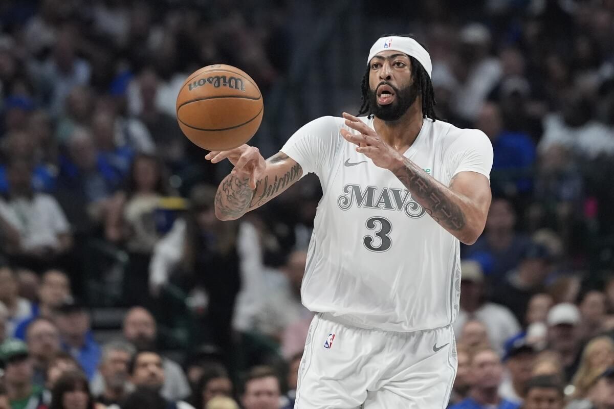 Anthony Davis - Comedian