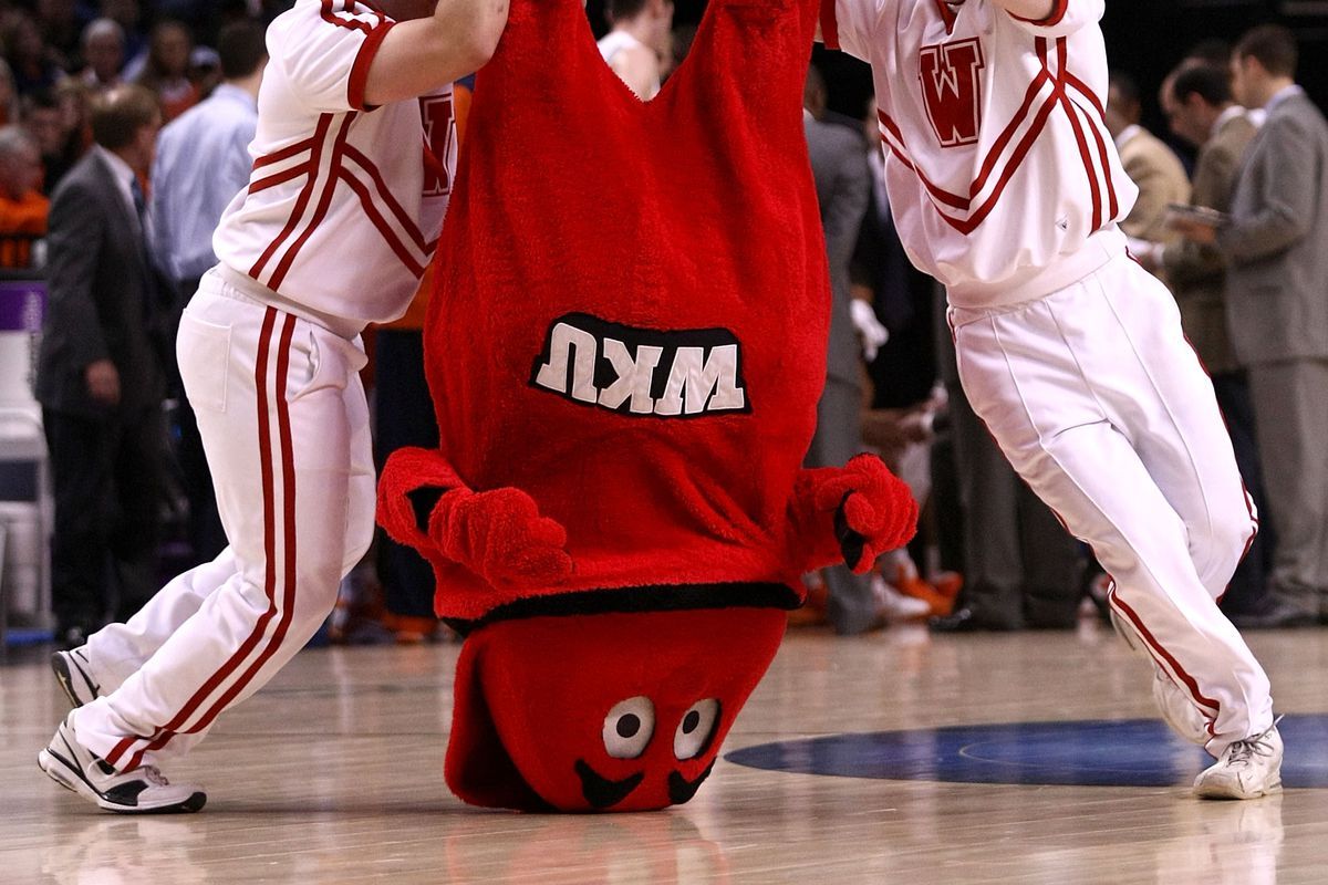 Western Kentucky Hilltoppers at Illinois Fighting Illini Womens Basketball at State Farm Center