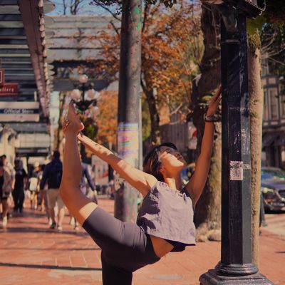 Art of City Yogi by @judiyogi