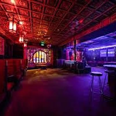 OVER 28s REWIND ROOM DELUXE 70S / 80S / 90S MOONEE PONDS MELBOURNE at ...