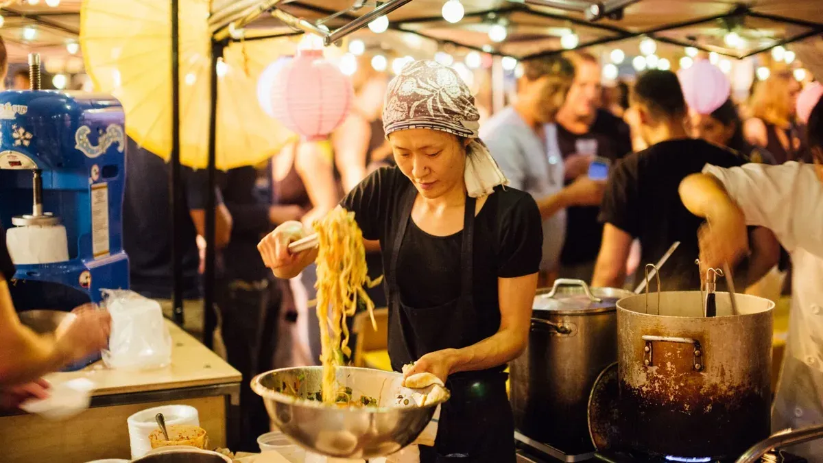 Ramen Ramen Street