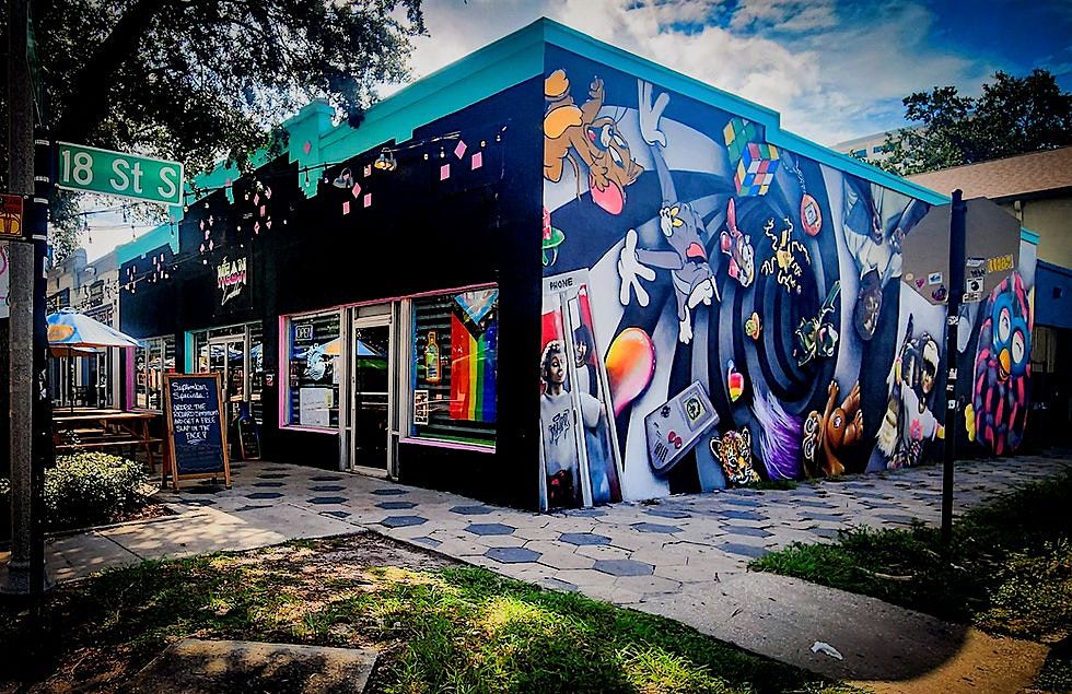 ROCKIN AROUND THE CHRISTMAS TREE