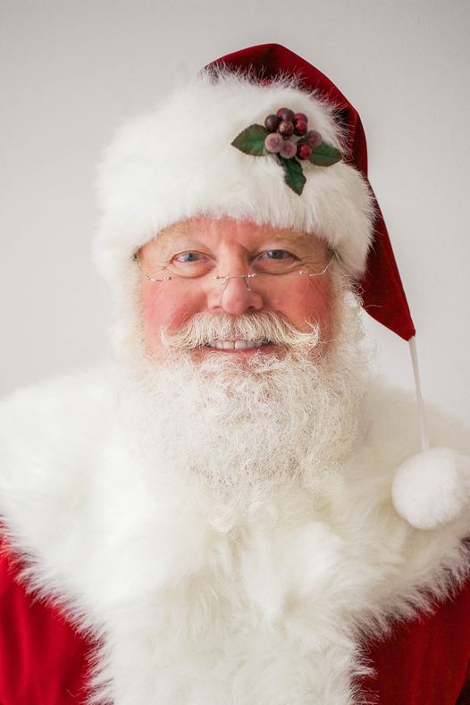 Visit With Santa & Mrs Claus