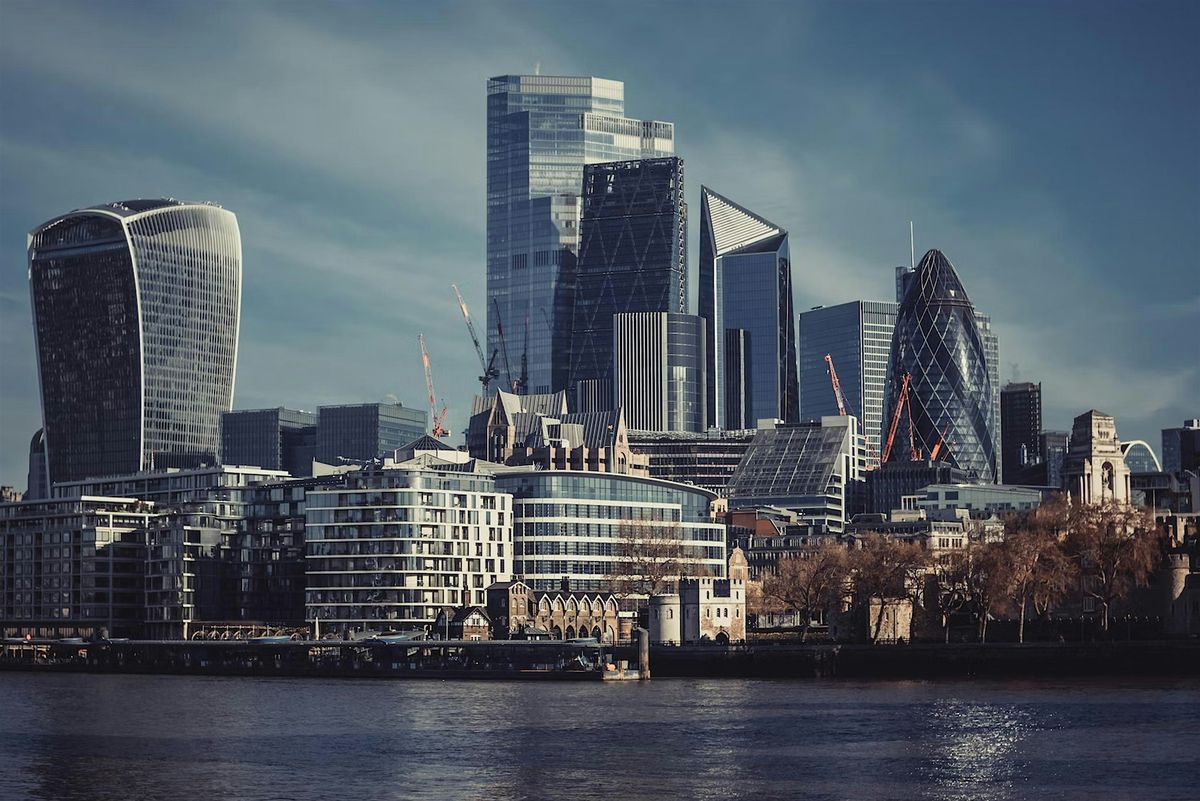Fun Interactive Phone Treasure Hunt of City of London and Tower of London!