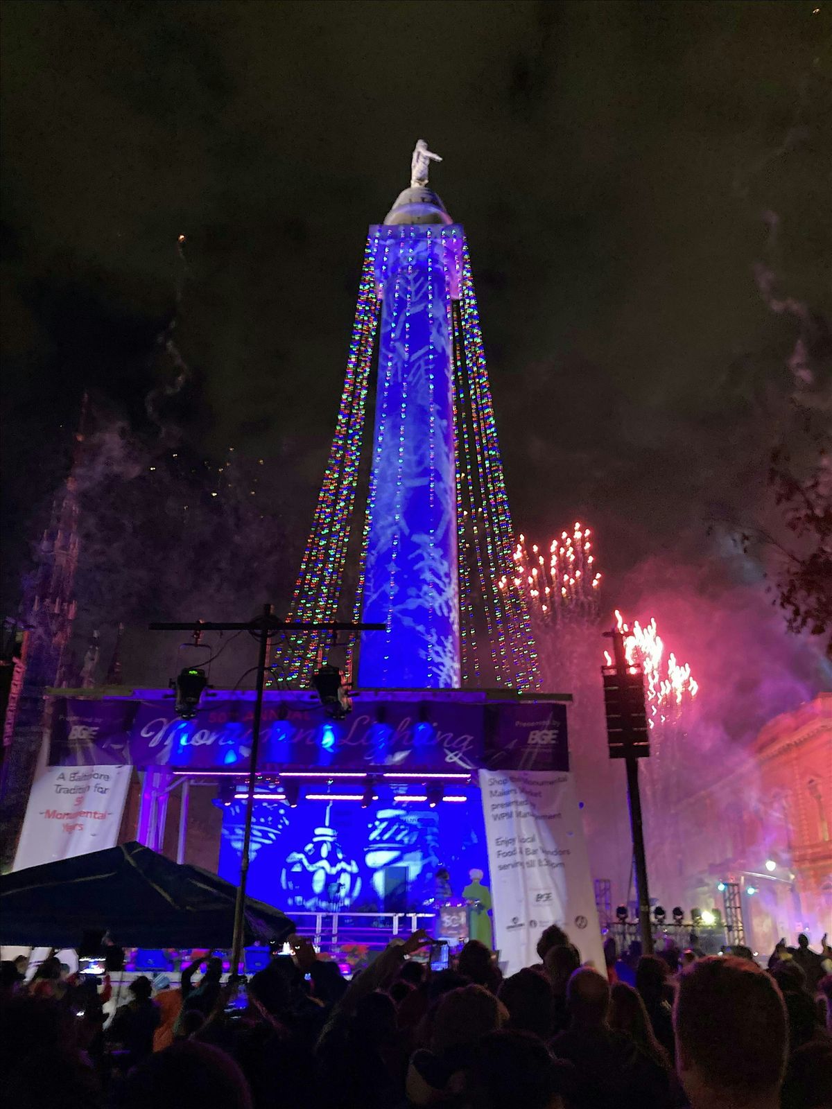 Mt. Vernon Holiday Walking Tour