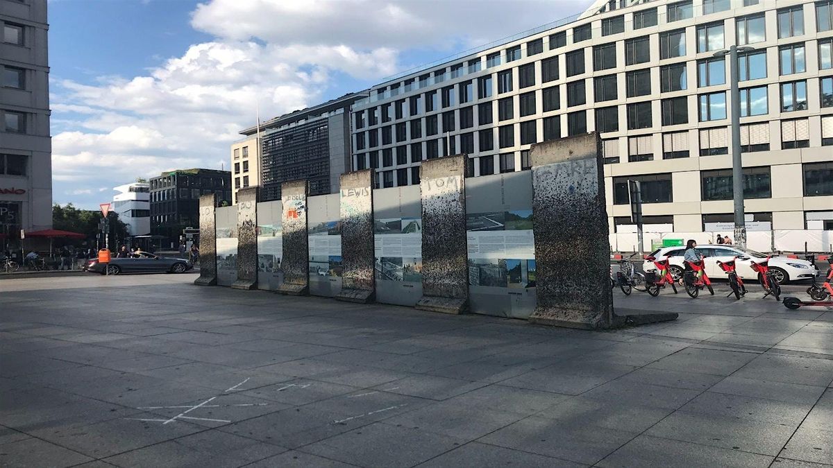 Berlin Quest Experience: Tiergarten District Highlights