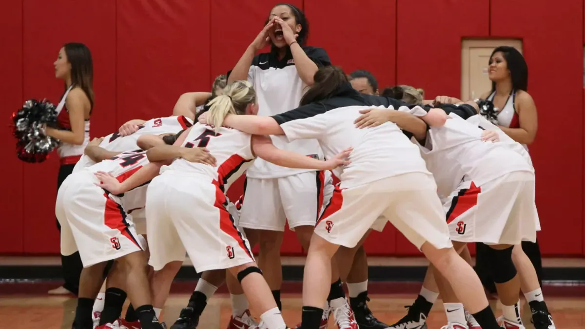 Cal State Bakersfield Roadrunners at Seattle U Redhawks Womens Basketball
