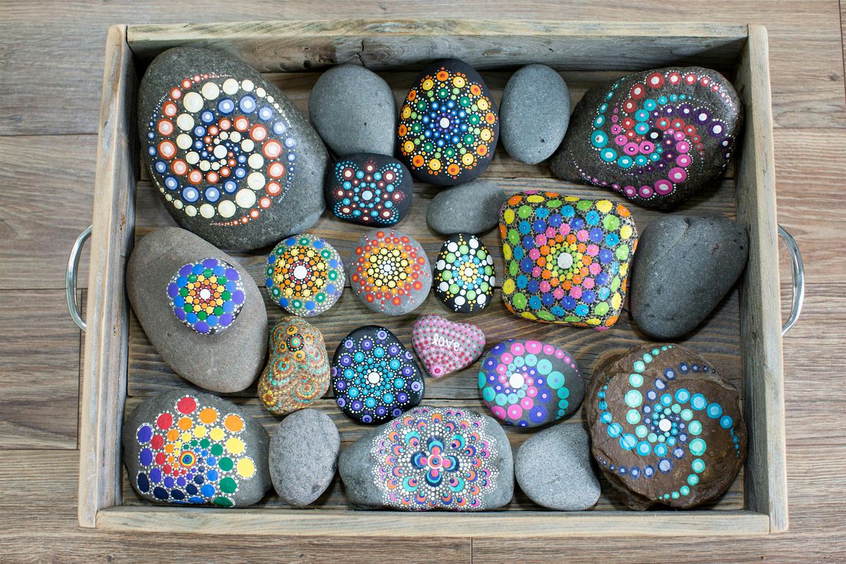 Mandala Rock\/Ornament Painting
