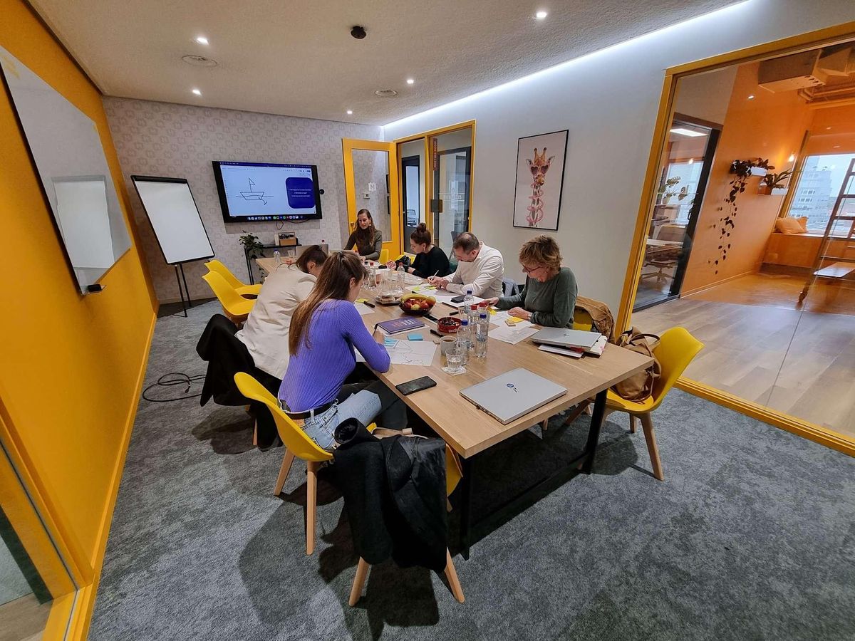 Inspiratiesessie: Verandercommunicatie navigeren met AI at Microlab ...
