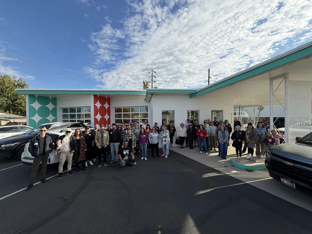 Monthly Mid-Century Home Tour