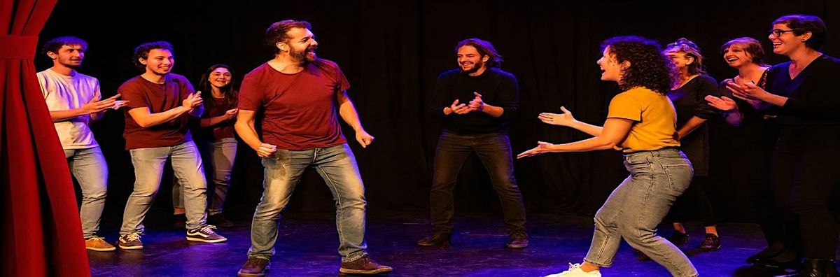 Divi\u00e9rtete Comunicando en un Escenario