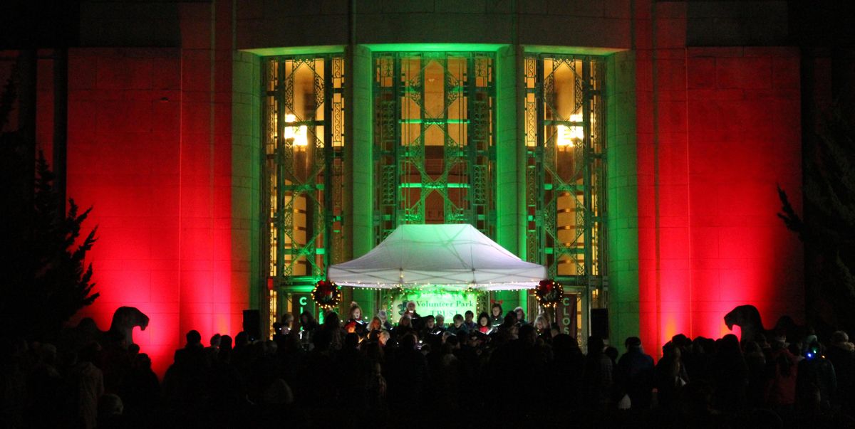 Holiday in the Park! Volunteer Park, Seattle, WA December 8, 2022