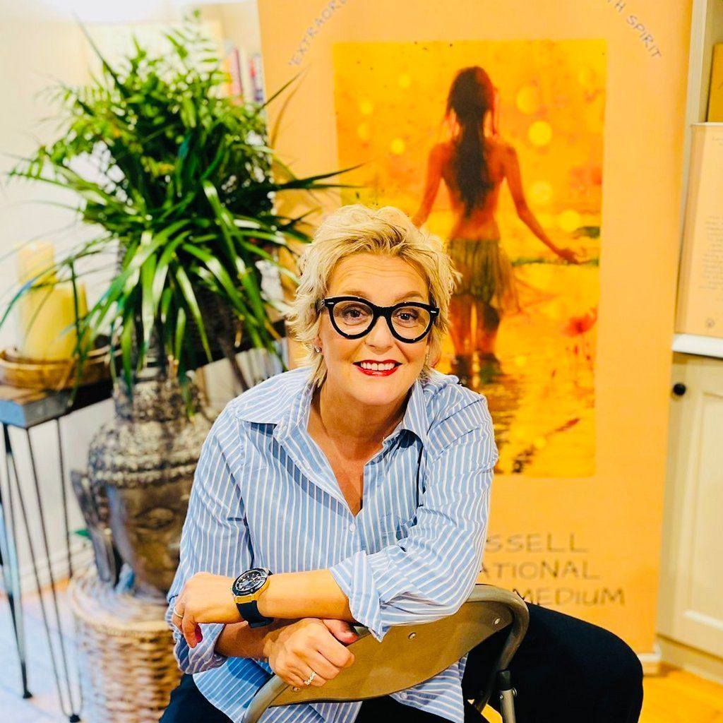 Tina Russell @ The Lansdowne Court Hotel, Antrim Road