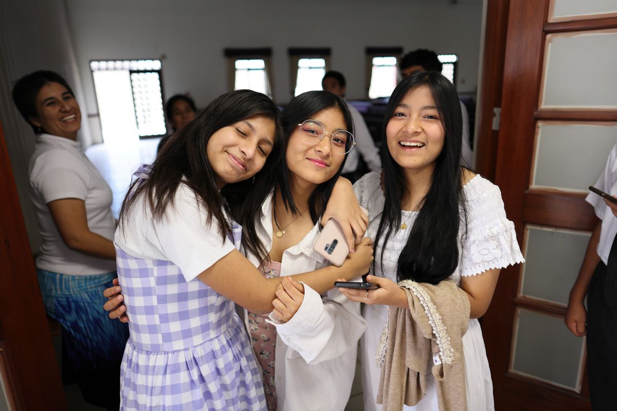 Women's Back to School Service Activity