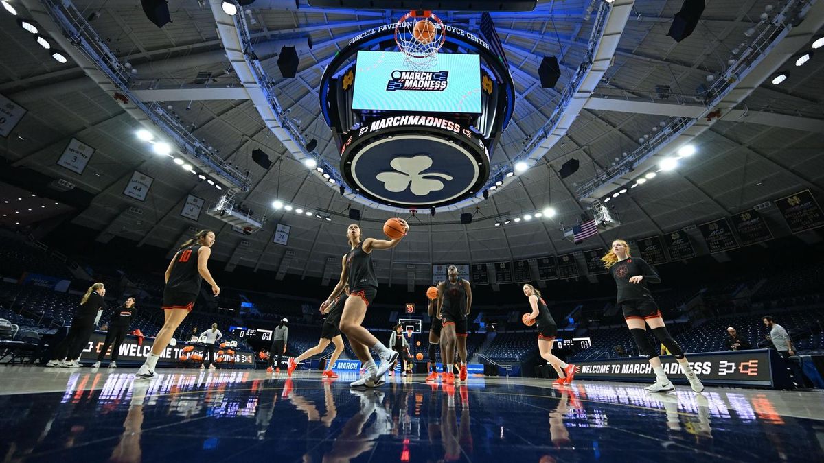 Parking Harvard Crimson at Princeton Tigers Womens Basketball