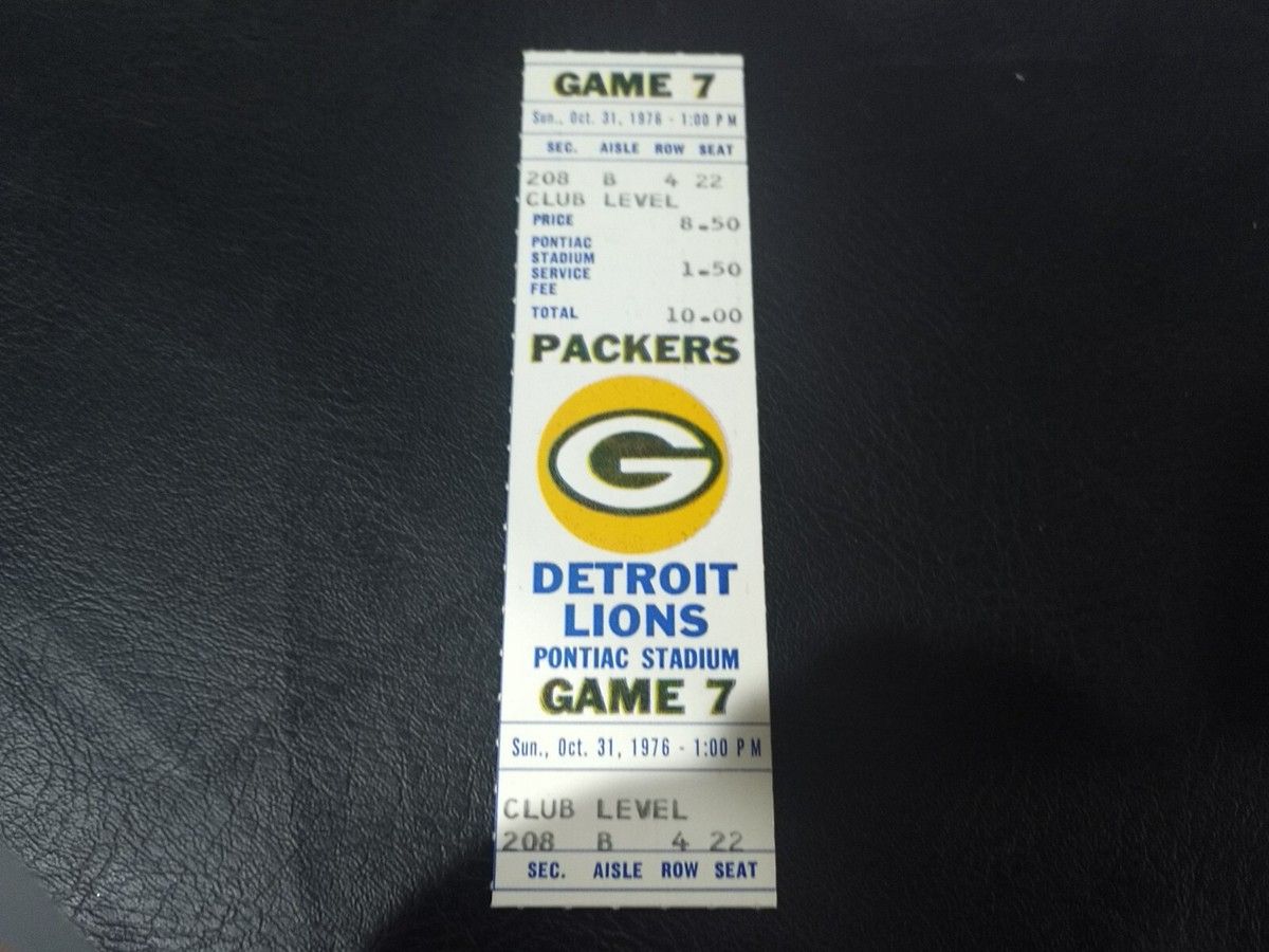 Green Bay Packers at Detroit Lions at Ford Field