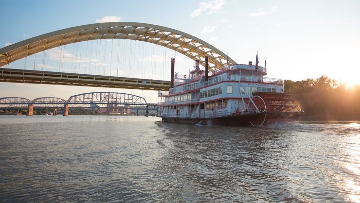 bb riverboat sightseeing cruise