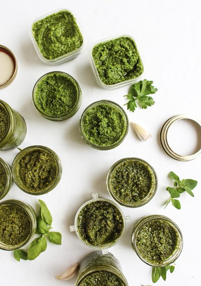 Italian Sauces! Basil Pesto, Vodka, Alfredo and Puttanesca! Vince's