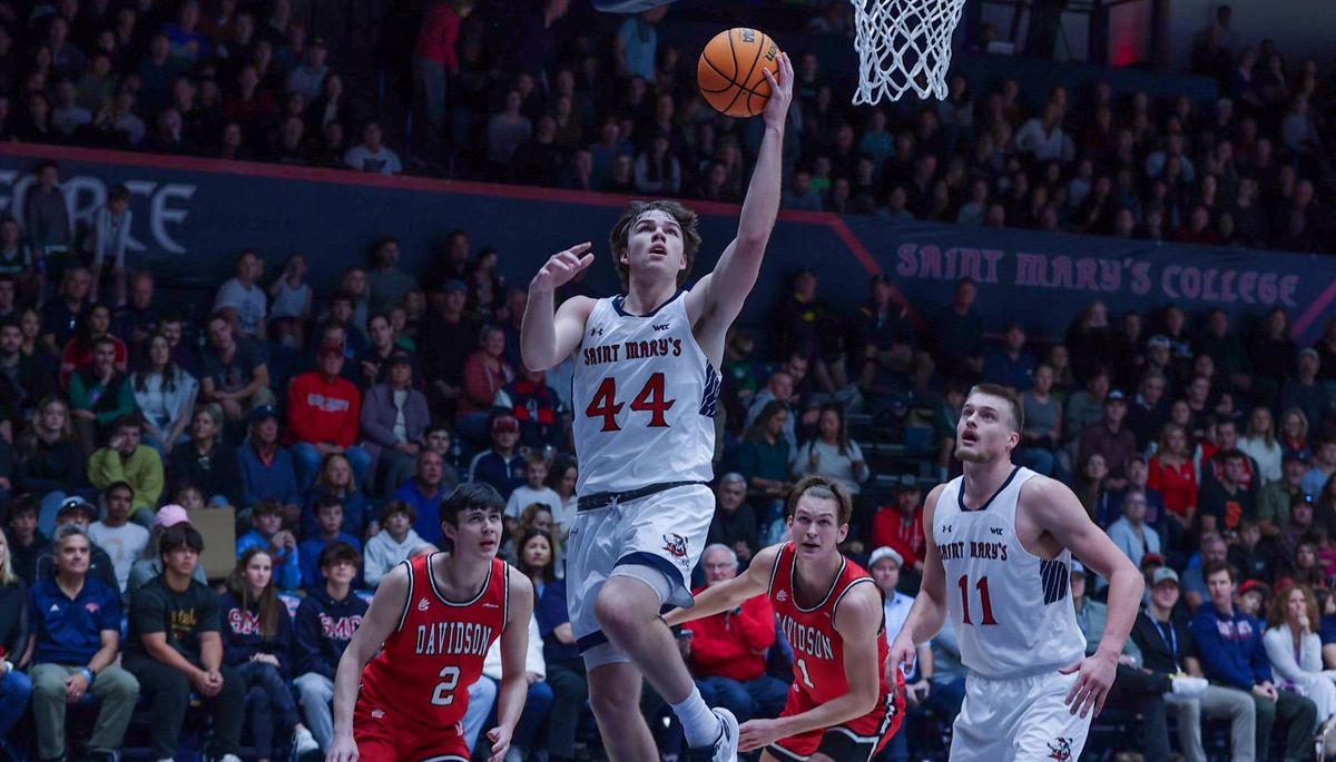 Saint Mary's Gaels at Davidson Wildcats Mens Basketball