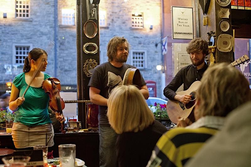 THE GORMS LIVE