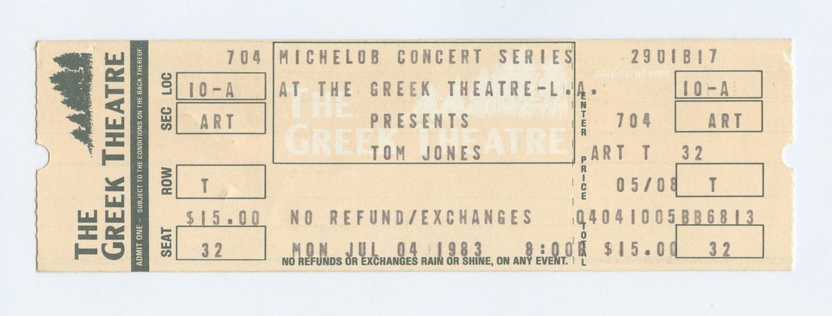 Tom Jones at Custom House Square