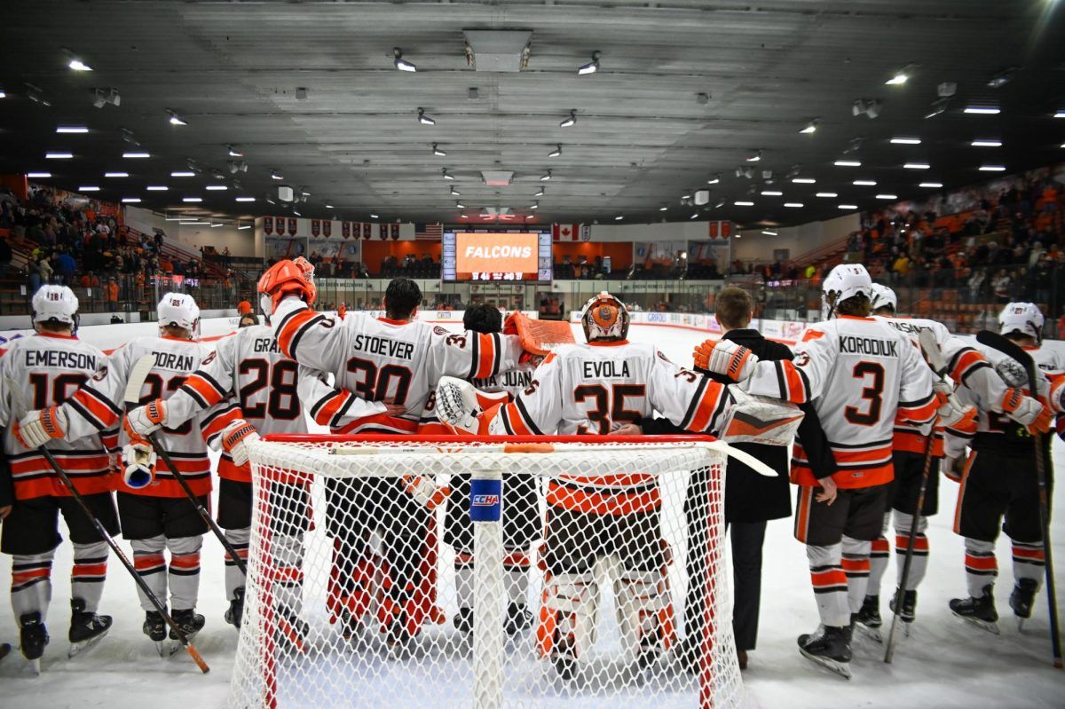 Parking Bowling Green State Falcons at St. Thomas Tommies Mens Hockey