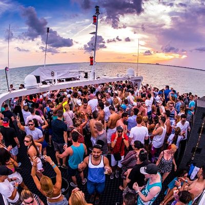 #Miami Party Boat Booze Cruise