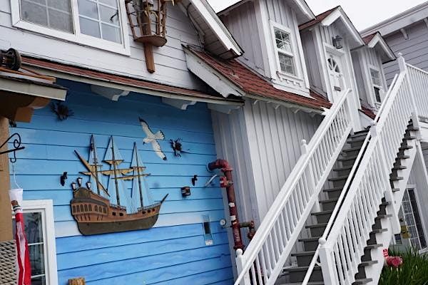 Makersville Family and School Group Studio Time