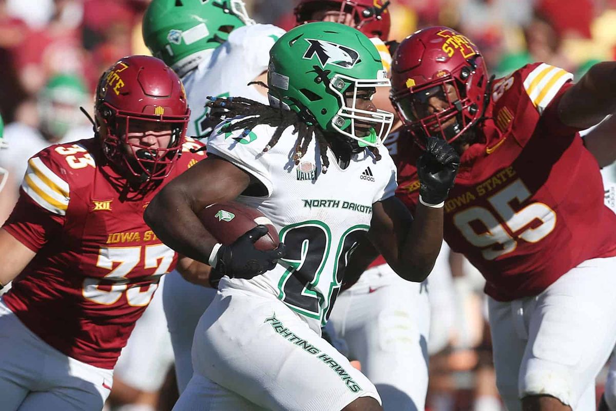 North Dakota Fighting Hawks vs. Portland State Vikings