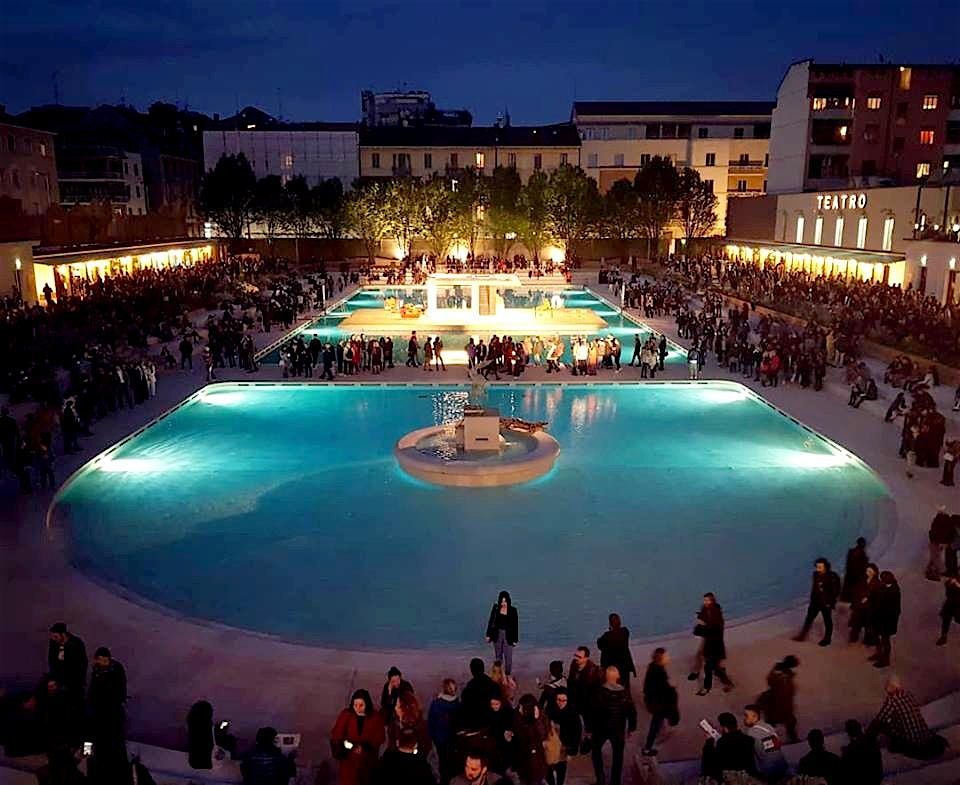 InfoMilano | BAGNI MISTERIOSI MILANO - Exclusive Friday