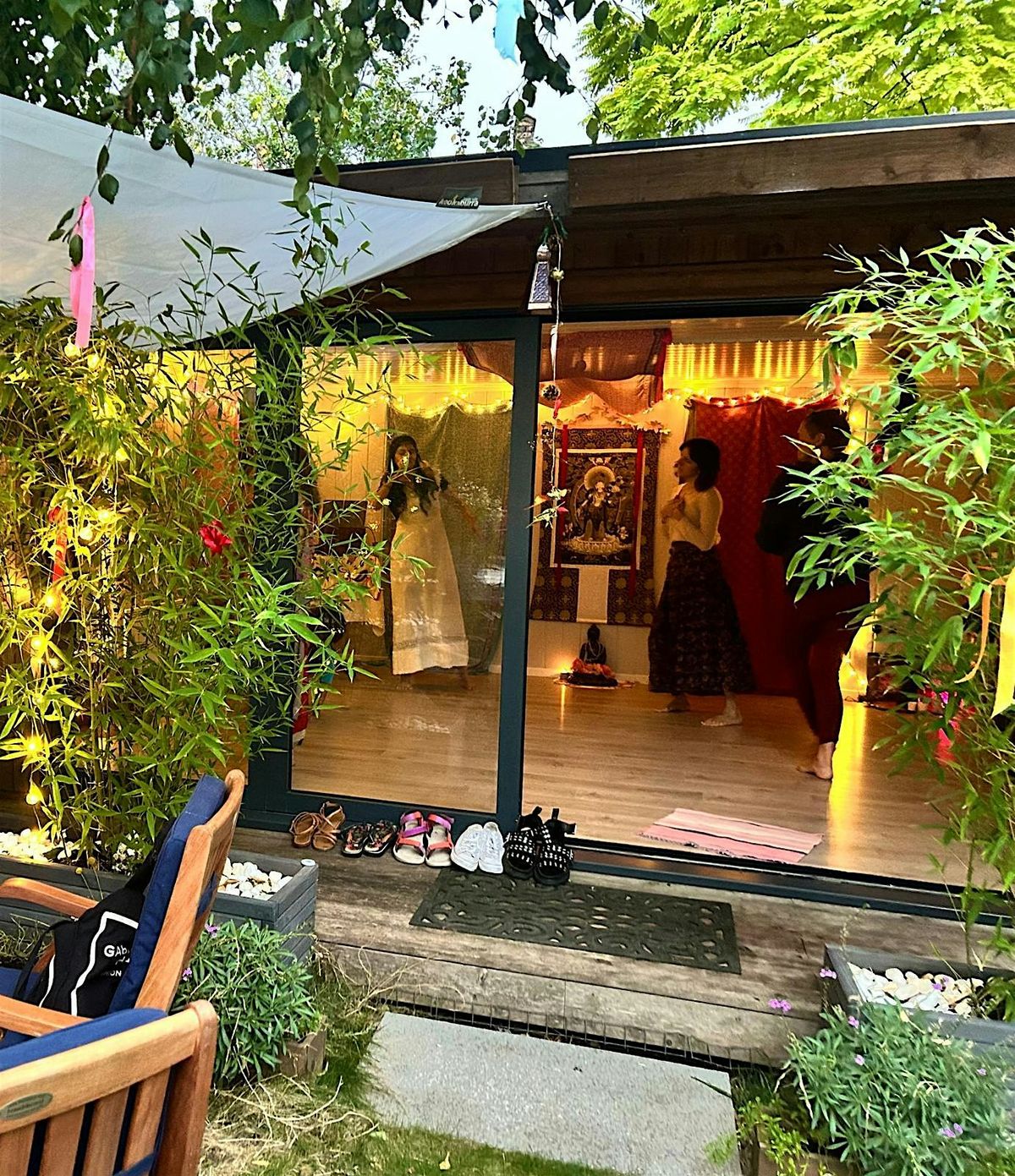 Luz Natural Dance - Women's conscious Dance in a Garden Studio