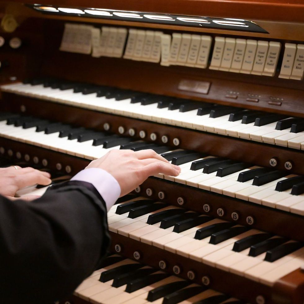 Thomas Ospital at Walt Disney Concert Hall