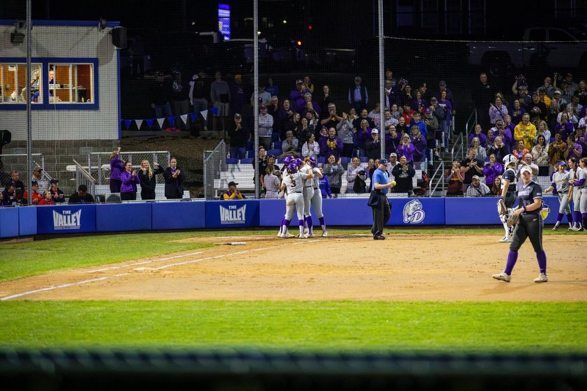 Parking Belmont Bruins at Evansville Purple Aces Mens Basketball