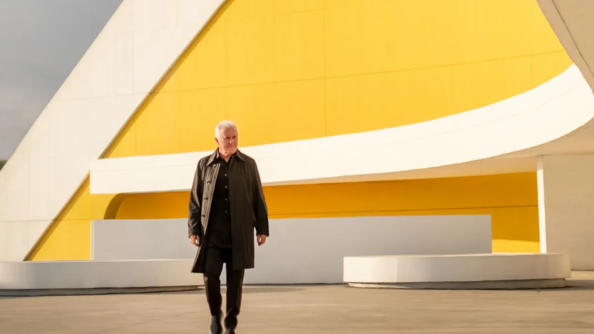 V\u00edctor Manuel in Val\u00e8ncia