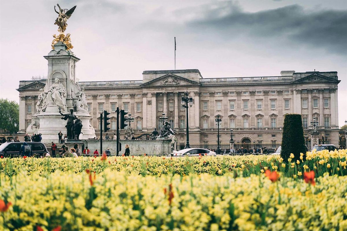 Fun Interactive Phone Treasure Hunt of the parks around Buckingham Palace!