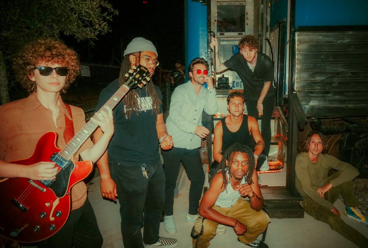 Stop Light Observations at Crowbar