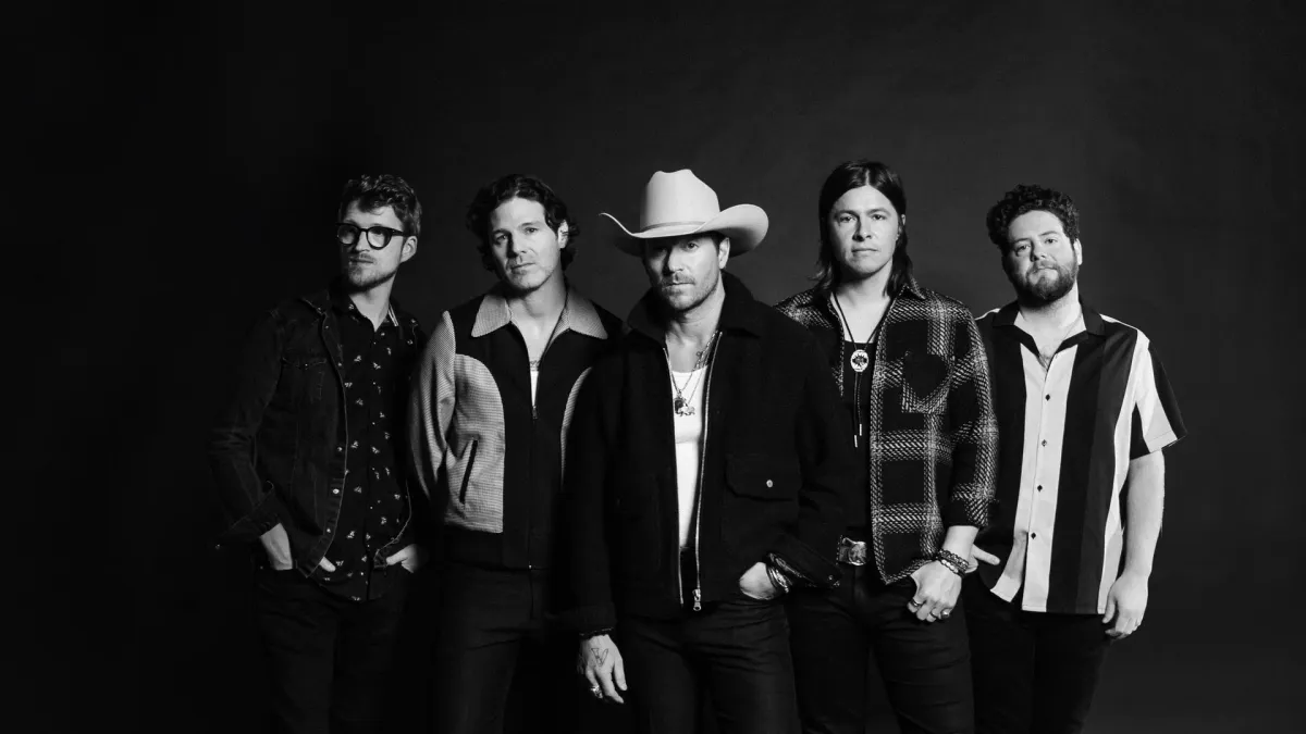 NEEDTOBREATHE, Bre Kennedy in Knoxville