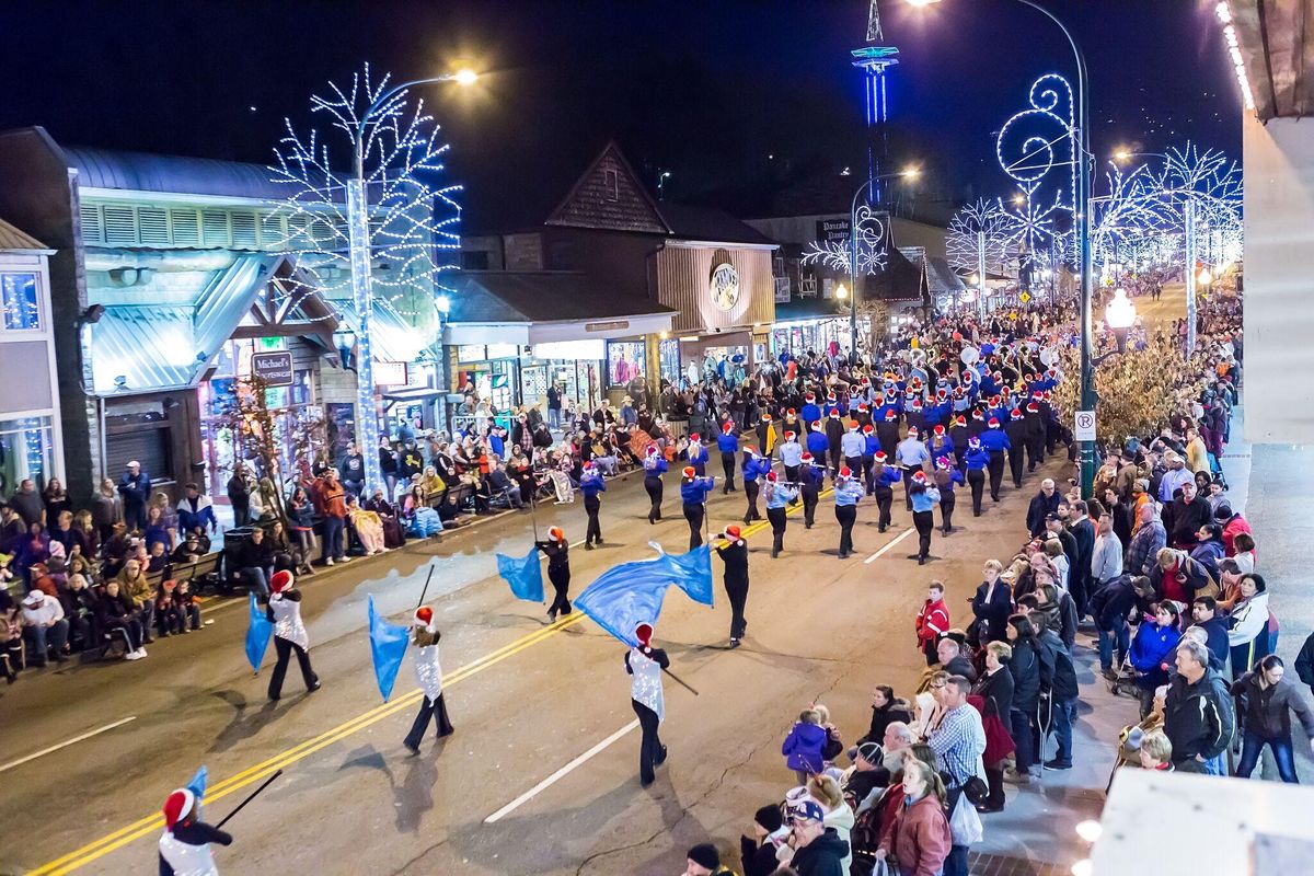 Gatlinbur Christmas Parade 2022 2021 Fantasy Of Lights Christmas Parade - Grandstand Seats | Mcmahan  Parking Garage, Gatlinburg, Tn | December 3, 2021