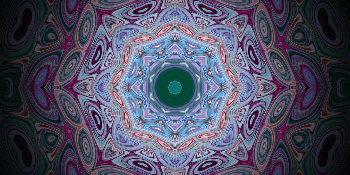 Immersive Sound Bath shaped by \u201cNature\u2019s Tuning System"