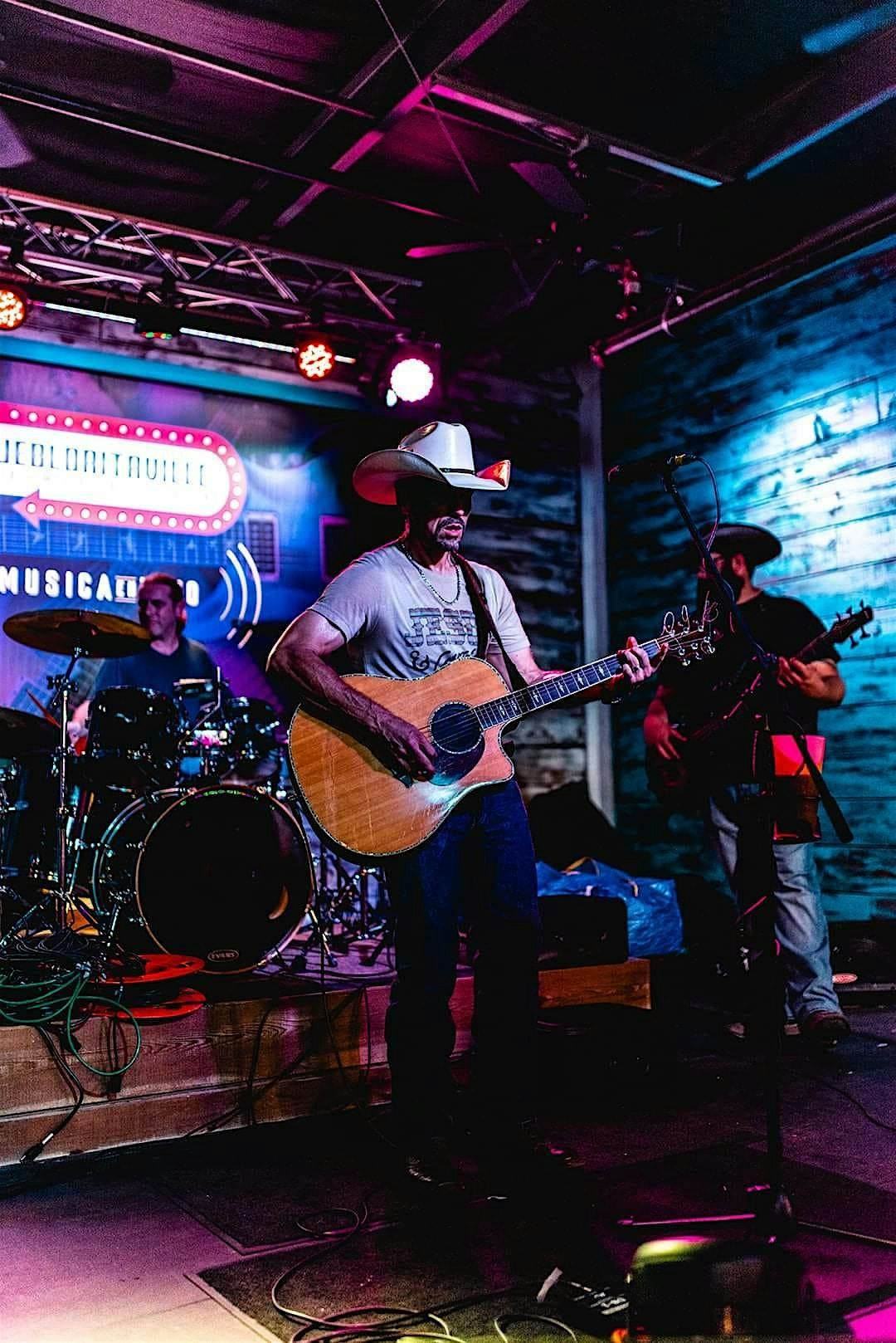Texas Joe Bailey Live at Texas Hideout!