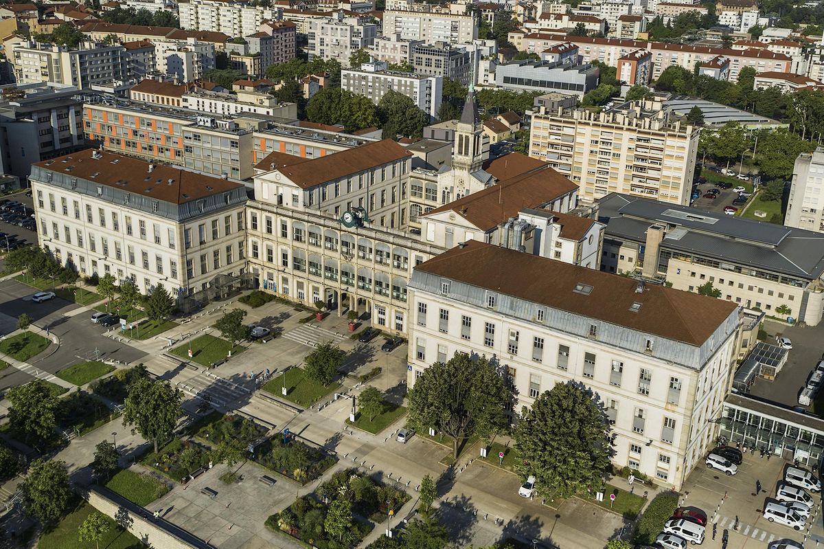 LHôpital de la Croix-Rousse comme vous ne lavez jamais vu ! | Hôpital ...