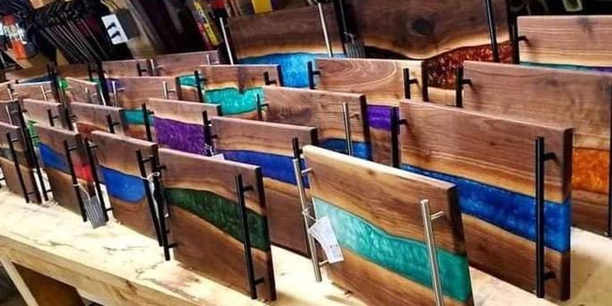 Charcuterie Boards / Pour your own Epoxy Chicago Paint and Sip by