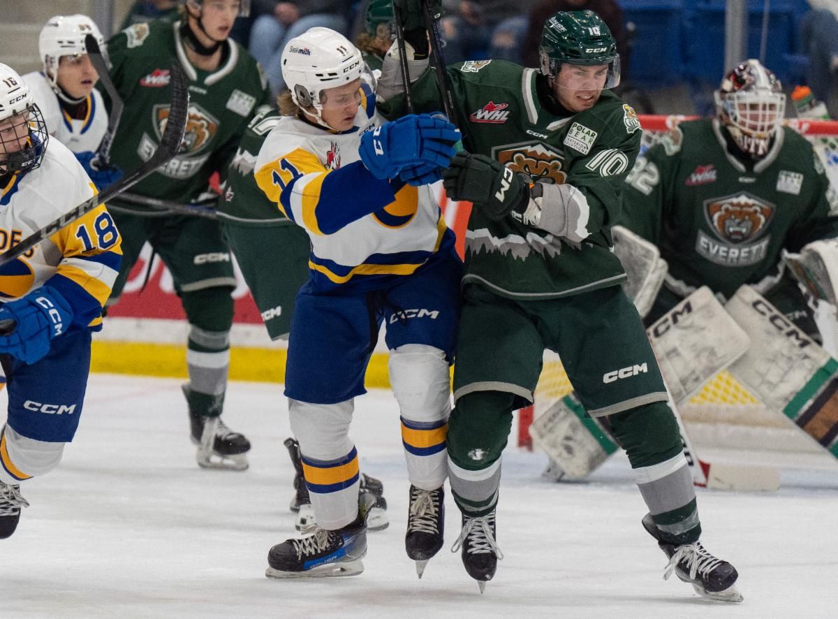 Everett Silvertips vs. Saskatoon Blades