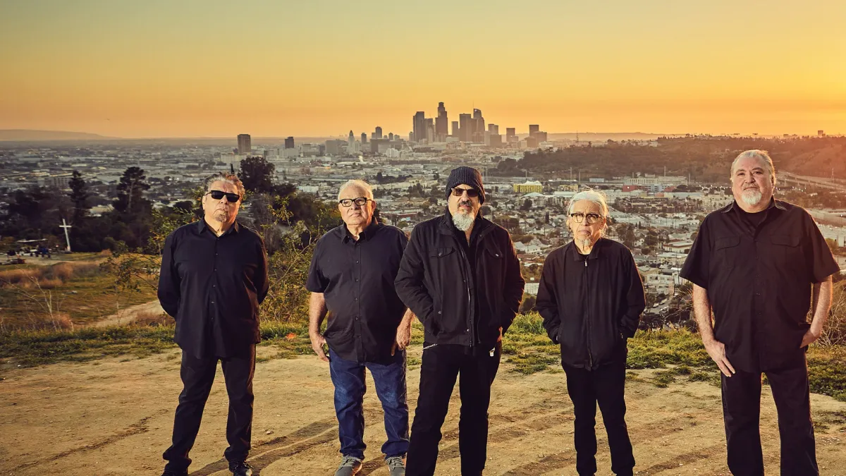 Los Lobos, X in Sugar Land
