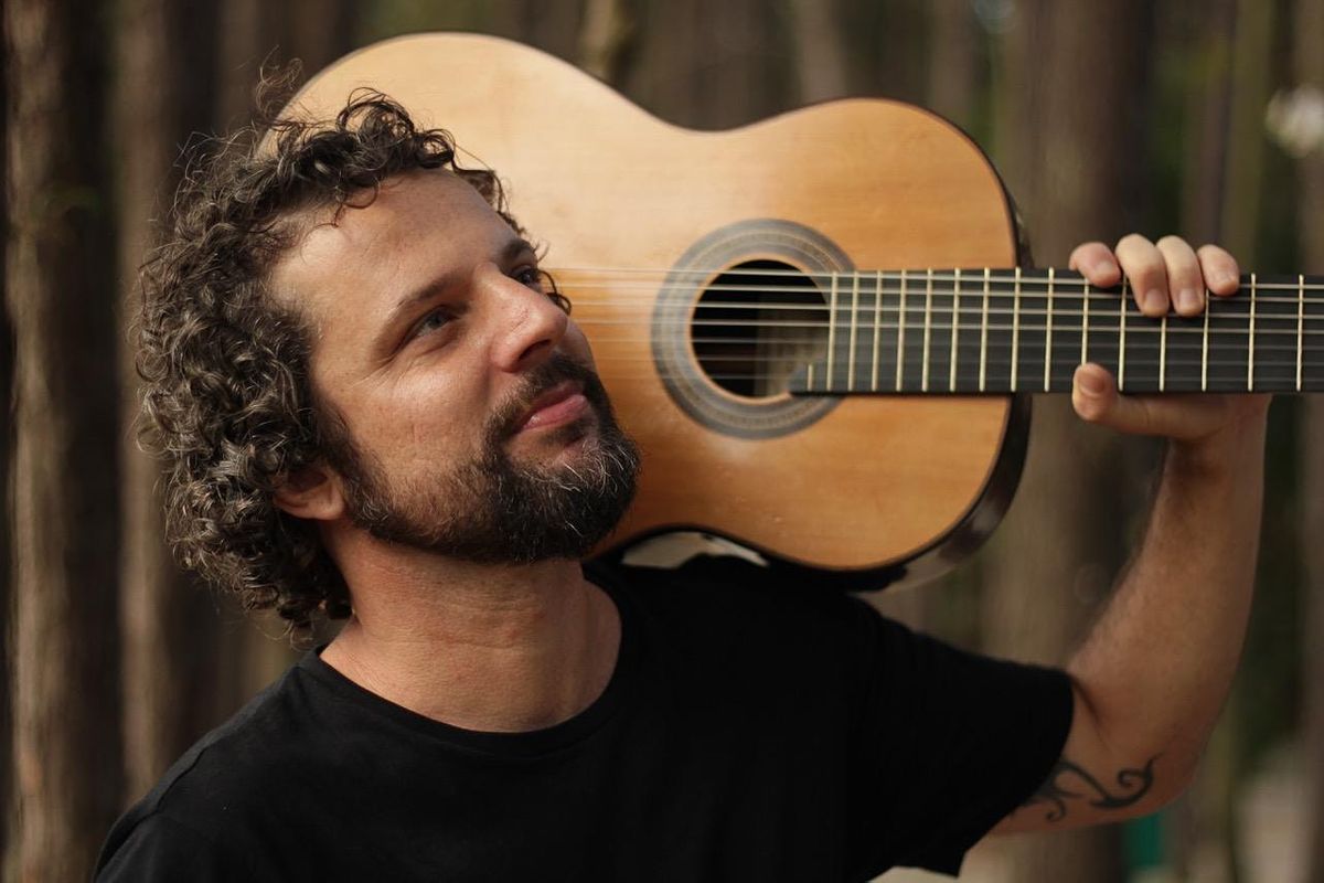 Brazilian Guitarist Douglas Lora & Special Guest