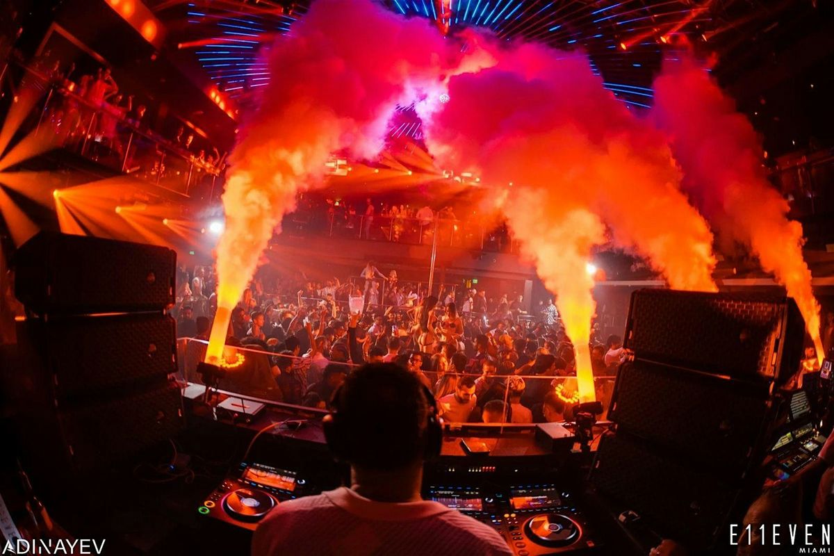 All Night Clubs in South Beach | 2 HRS FREE DRINKS | LIMO PARTY BUS